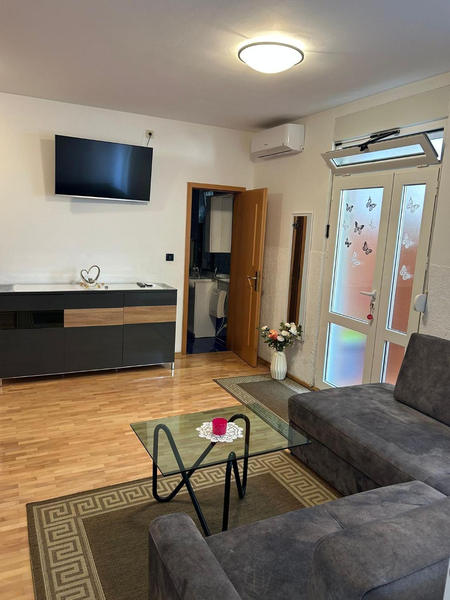 Apartmani Jelena Опатия Екстериор снимка